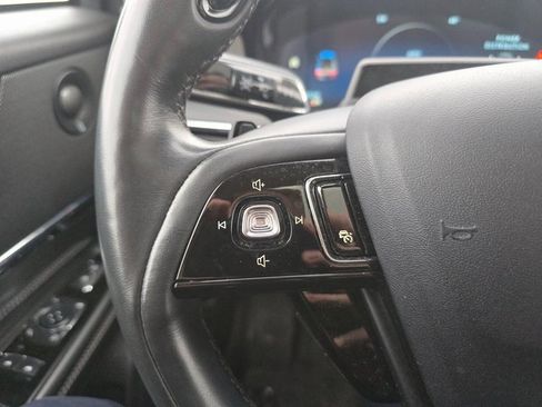 Used 2023 Lincoln Corsair Reserve w/ Equipment Group 202A image 19