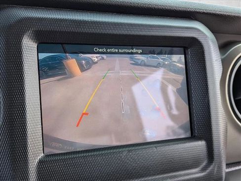 Used 2018 Jeep Wrangler Unlimited Sport S AWD/4WD image 13