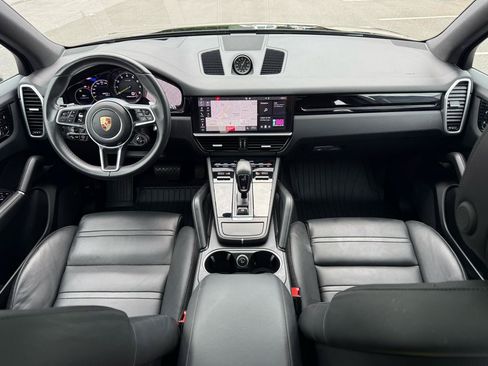Used 2019 Porsche Cayenne E-Hybrid AWD/4WD image 22
