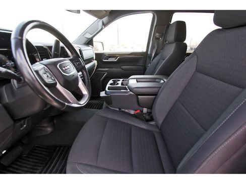 Used 2022 GMC Sierra 1500 Elevation image 14