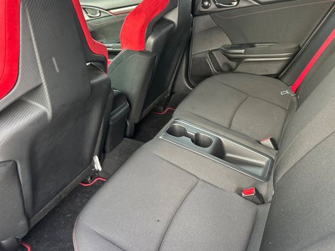 Used 2018 Honda Civic Type R image 14