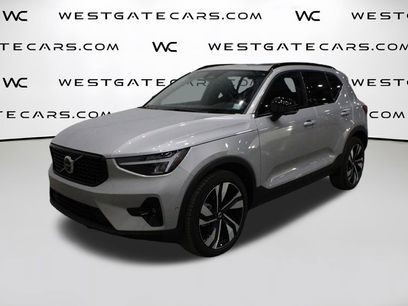 Used 2025 Volvo XC40 B5 Plus