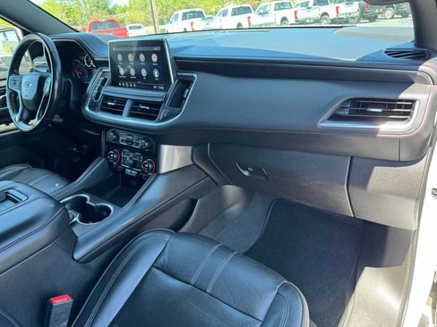 Used 2021 Chevrolet Suburban RST w/ Luxury Package AWD/4WD image 37