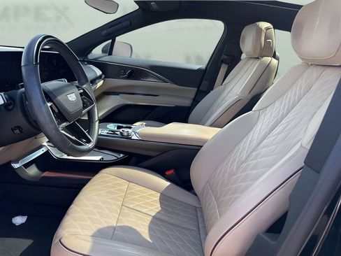 Used 2024 Cadillac Lyriq Luxury w/ Nappa Leather Package RWD image 8
