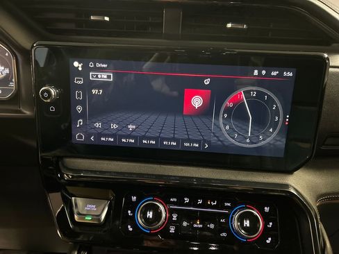 Used 2023 GMC Sierra 1500 AT4 w/ Technology Package image 17