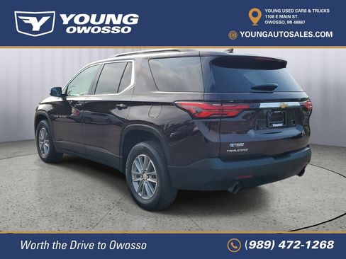 Used 2023 Chevrolet Traverse LT FWD image 4