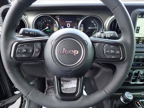 Used 2023 Jeep Wrangler Unlimited w/ Cold Weather Group AWD/4WD image 10