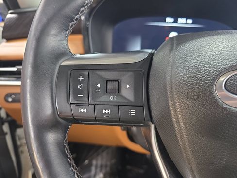 Used 2023 INFINITI QX60 Sensory AWD/4WD image 17