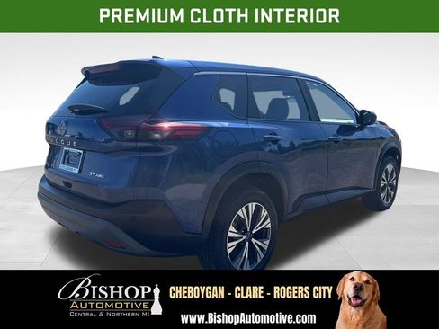 Used 2023 Nissan Rogue SV AWD/4WD image 5