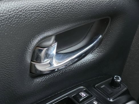 Used 2018 Nissan Titan PRO-4X w/ Pro-4x Utility Package image 10