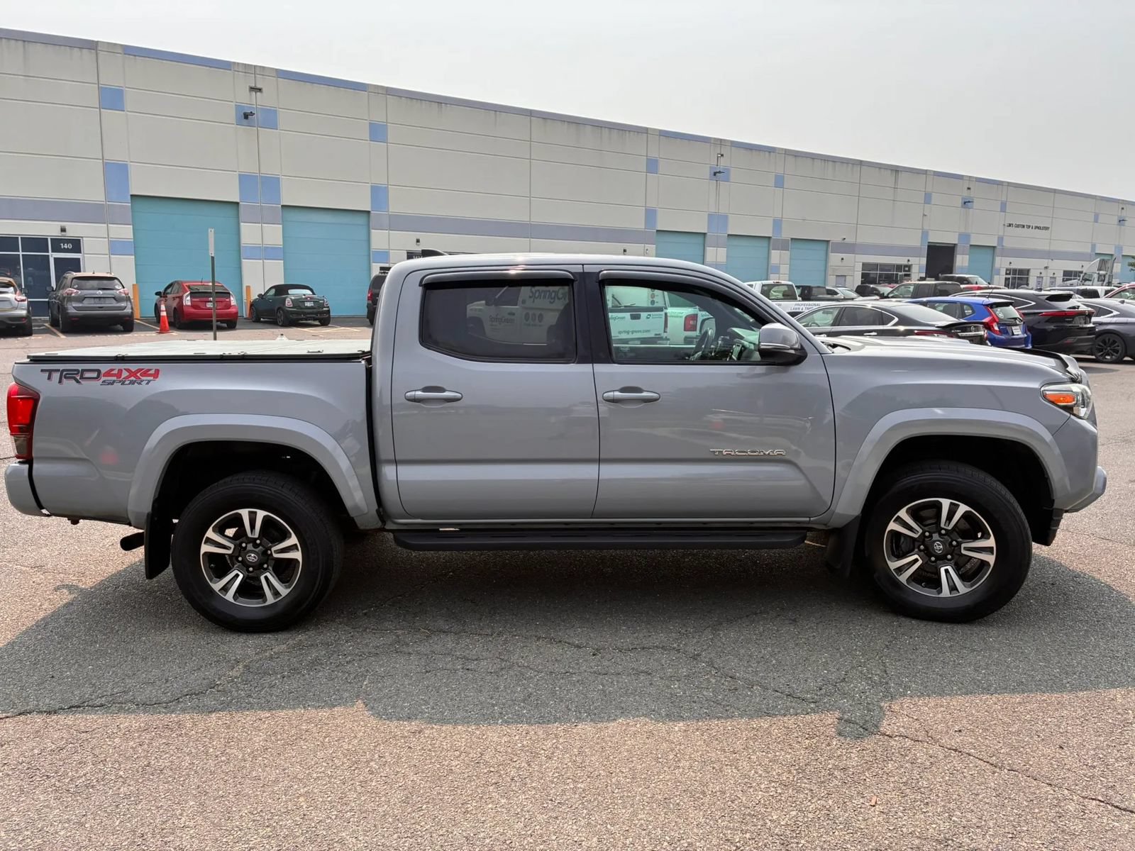 Used 2019 Toyota Tacoma TRD Sport AWD/4WD image 10