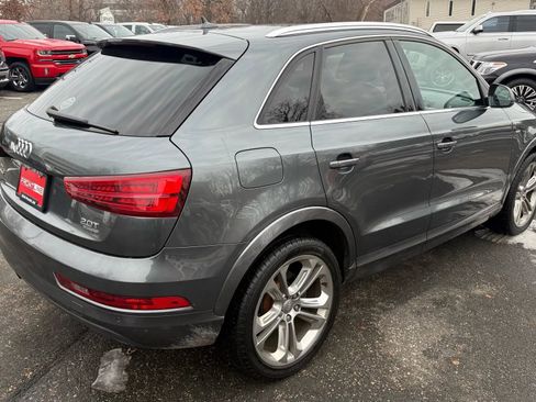 Used 2018 Audi Q3 2.0T Premium Plus image 5