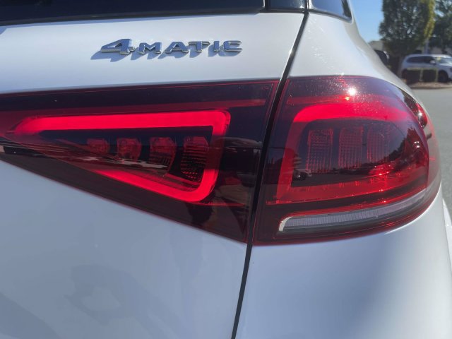 Used 2021 Mercedes-Benz GLE 450 4MATIC image 11