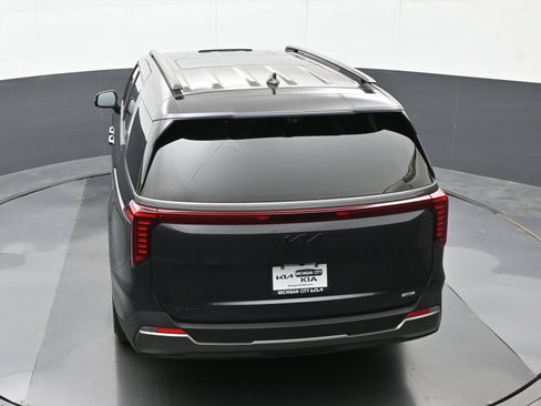 Used 2026 Kia Carnival SX Prestige FWD image 31