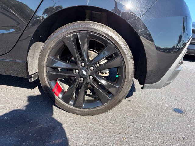 Used 2018 Chevrolet Cruze LT w/ Redline Edition FWD image 10