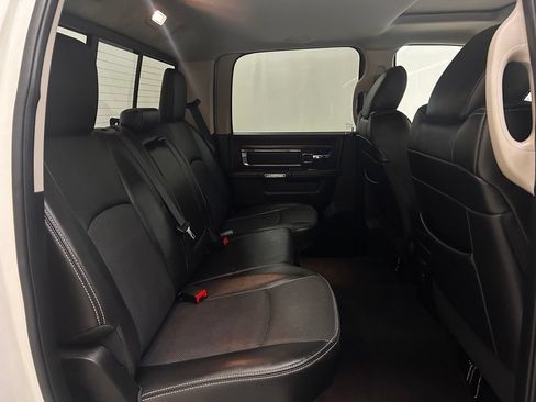 Used 2016 RAM 1500 Laramie w/ Convenience Group AWD/4WD image 15