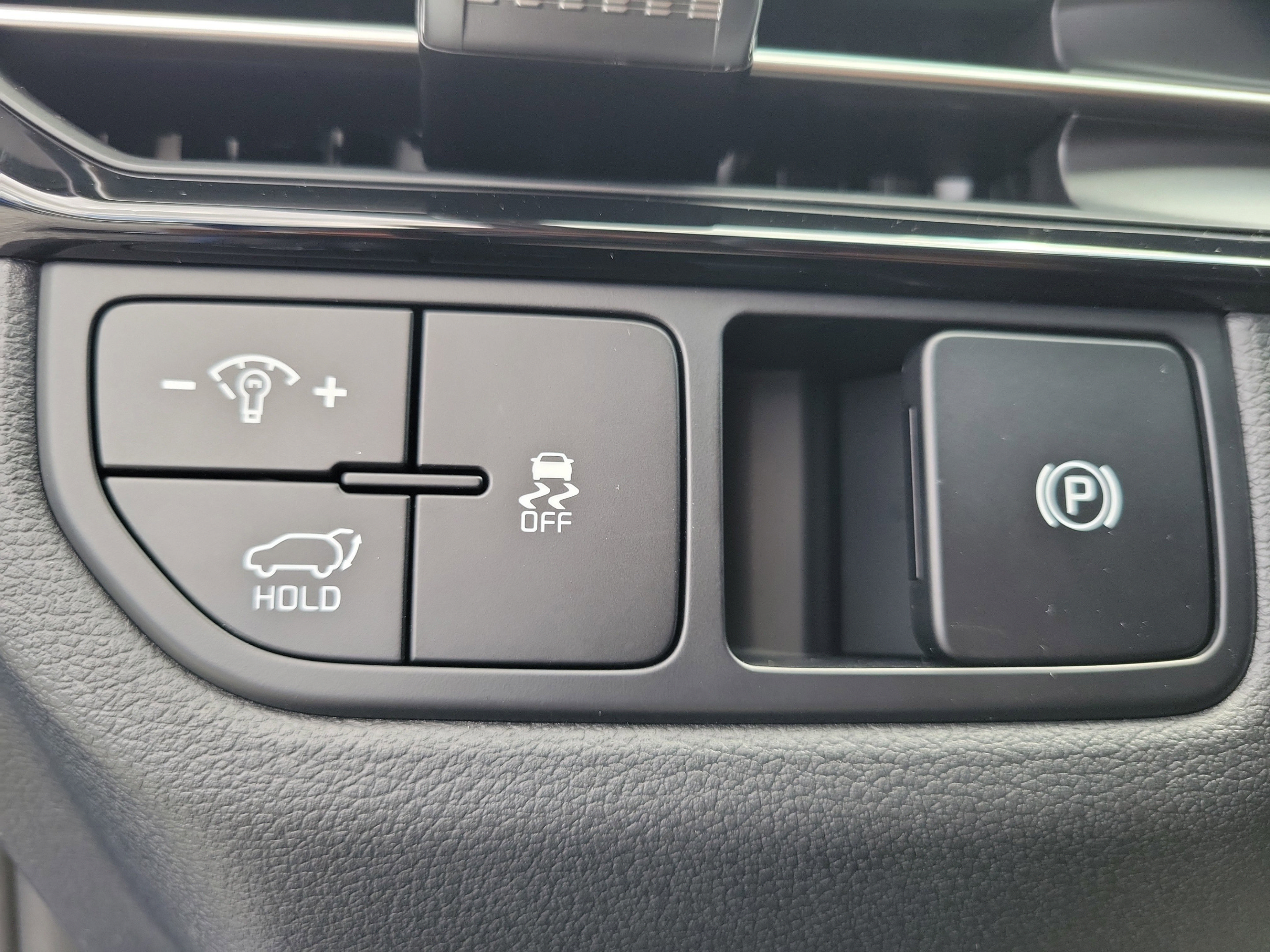 New 2026 Kia Sportage SX FWD image 31