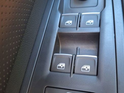 New 2026 Volkswagen Atlas Cross Sport SE image 20