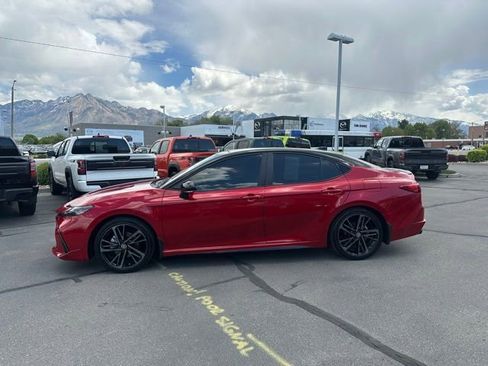 Used 2025 Toyota Camry XSE FWD image 6