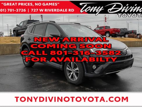 Used 2018 Toyota RAV4 XLE image 1