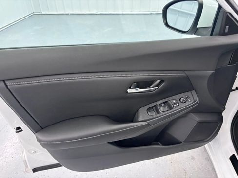 Used 2021 Nissan Sentra SV FWD image 37