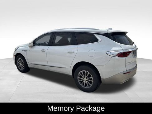 Used 2022 Buick Enclave Premium FWD image 3