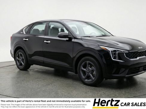 Used 2025 Kia K4 LXS FWD image 1