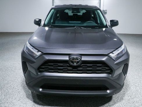 Used 2024 Toyota RAV4 LE AWD/4WD image 4