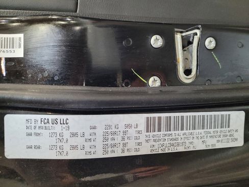 Used 2019 Jeep Cherokee Latitude w/ Popular Appearance Group image 33