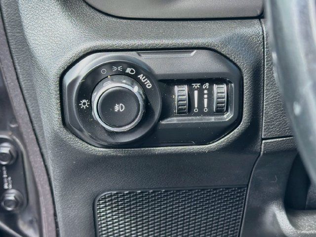Used 2021 Jeep Wrangler Sport AWD/4WD image 11