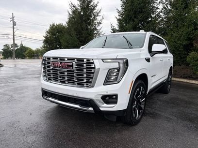 Used 2026 GMC Yukon Denali w/ Sun & Power Step Package