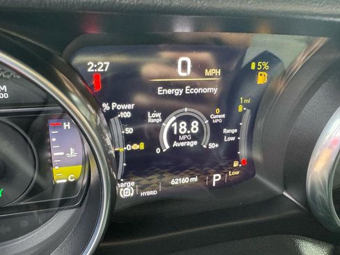 Used 2022 Jeep Wrangler Unlimited Sahara w/ Cold Weather Group image 20