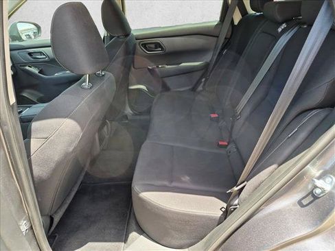 Used 2024 Nissan Rogue S AWD/4WD image 17