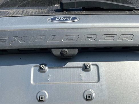 Used 2023 Ford Explorer XLT w/ Equipment Group 202A image 12