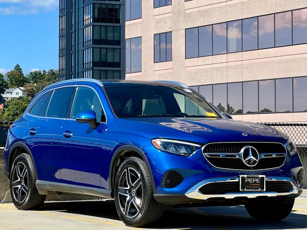 Certified 2026 Mercedes-Benz GLC 300 4MATIC image 1