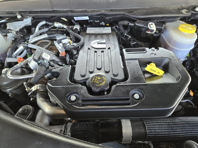 Used 2026 RAM 3500 Laramie AWD/4WD image 30