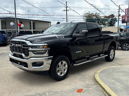 Used 2026 RAM 2500 Big Horn AWD/4WD image 3