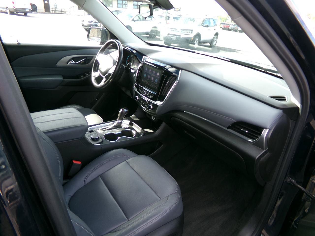 Used 2020 Chevrolet Traverse LT AWD/4WD image 47
