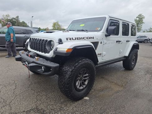 Used 2025 Jeep Wrangler Unlimited Rubicon 392 image 9