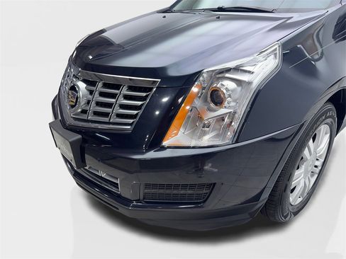 Used 2015 Cadillac SRX Luxury w/ Driver Awareness Package image 16