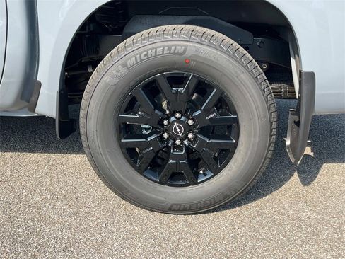 New 2026 Nissan Frontier SV image 13