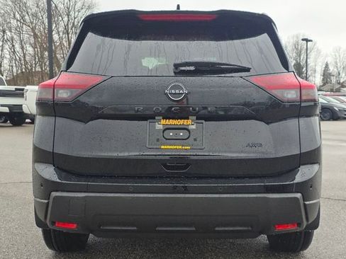 New 2026 Nissan Rogue SV image 10