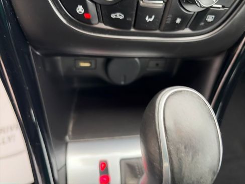 Used 2016 Buick Cascada Premium image 34