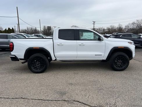 New 2026 GMC Canyon Elevation w/ Convenience Package image 6