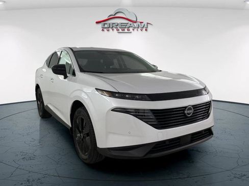 New 2025 Nissan Murano SV w/ Cargo Package AWD/4WD image 2
