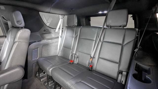 Used 2022 Cadillac Escalade ESV Luxury RWD image 17
