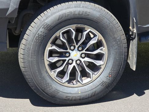 Used 2018 Chevrolet Colorado ZR2 AWD/4WD image 23