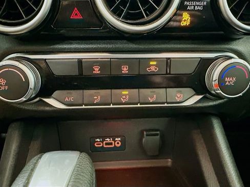 Used 2023 Nissan Sentra SV FWD image 15