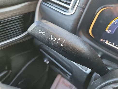 Used 2024 Jeep Wagoneer Series II image 44