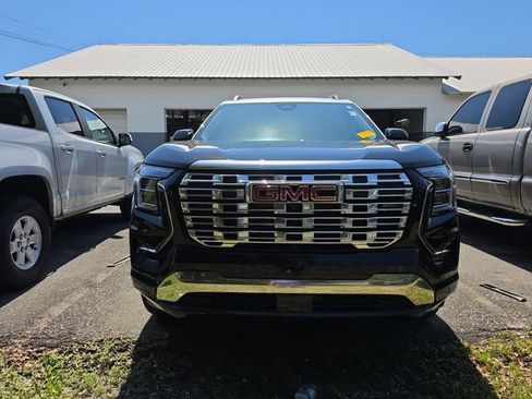 Used 2026 GMC Terrain Denali AWD/4WD image 8